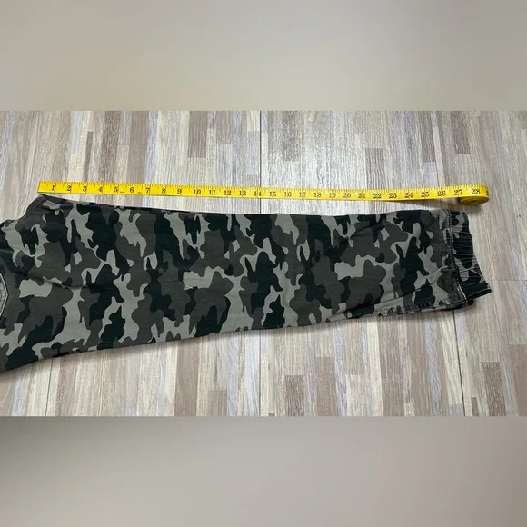 Hurley Boy's Camouflage Jogger Pants, Size Youth XL - Picture 8 of 9